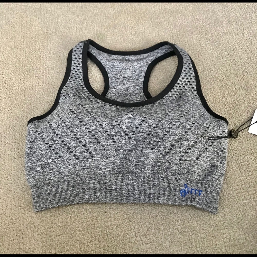 Le coq sportif ( french brand) women’s sport bra
